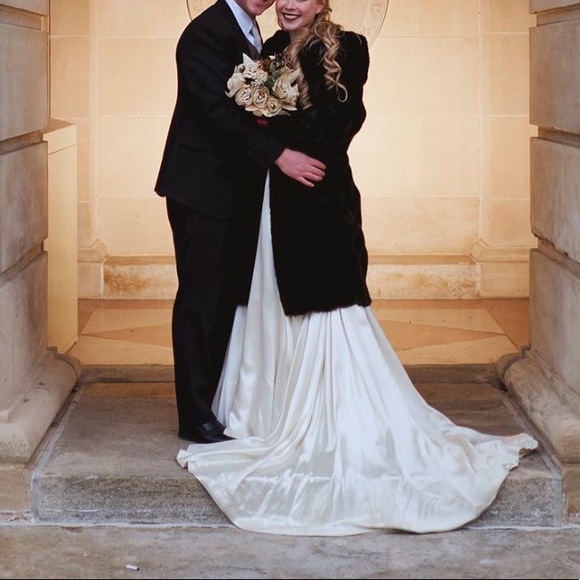 Deep Brown Fur Coat (Faux) - Picture 5 of 8